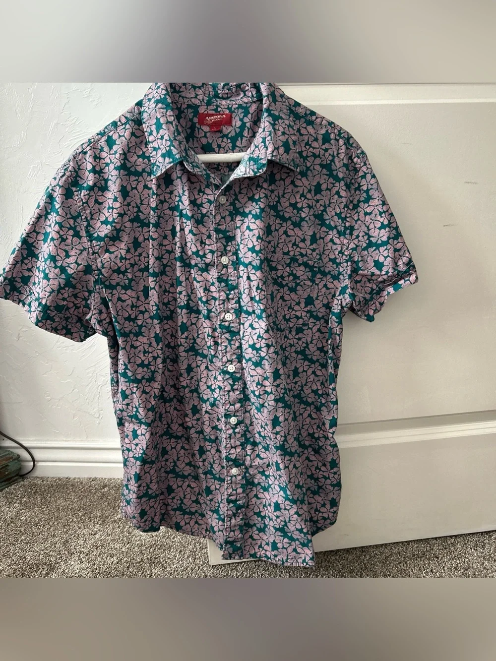 Arizona Jean Company Teal Short-Sleeve Button-Up Shirt with Pink Floral Print